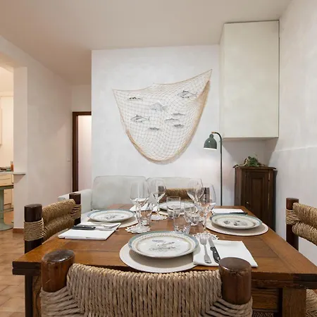 La Casa Del Pescatore アパート ペザロ
